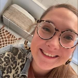 Meet your Posher, Ashley